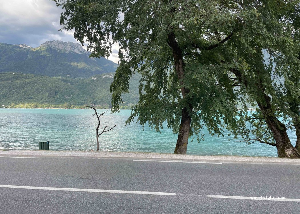 (74410) Duingt - 1078 Route d'Albertville — foto 2