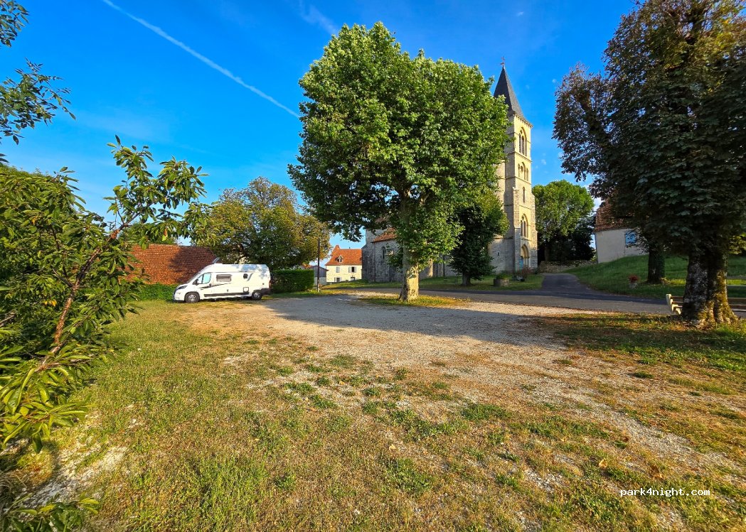 (46240) Labastide-Murat - D677 — foto 2