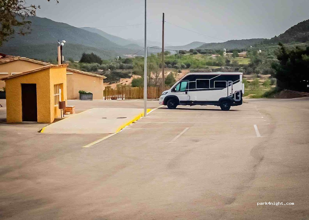 (44586) Peñarroya de Tastavíns - unamed road — foto 3