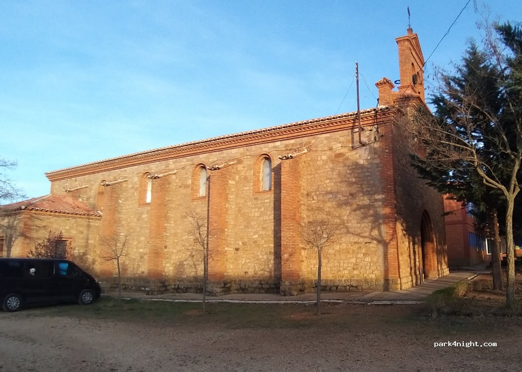 (44313) Ojos Negros - 67 Barrio Centro — foto 3