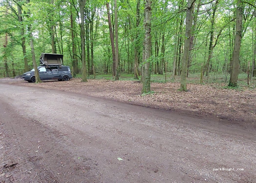 (60520) Thiers-sur-Thève - Chemin du Plâtre — foto