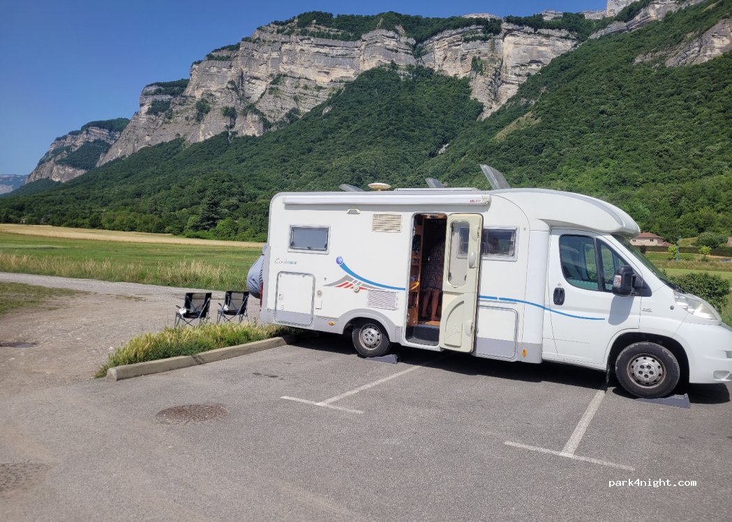 (38660) Lumbin - 283 Chemin des Longs Prés — foto 2