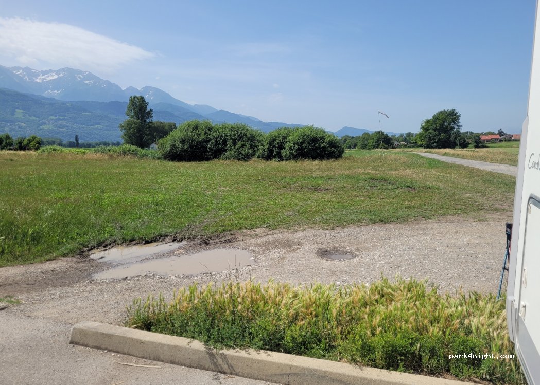 (38660) Lumbin - 283 Chemin des Longs Prés — foto 3
