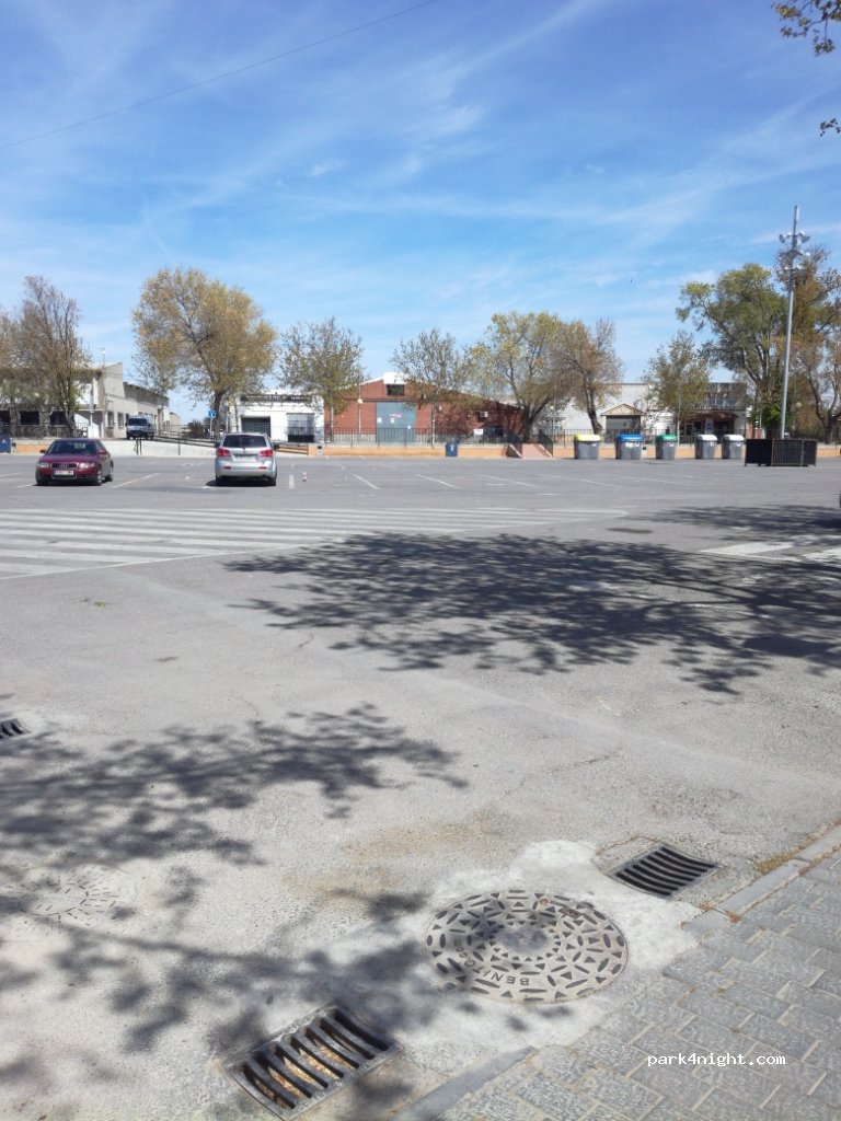 (13620) Pedro Muñoz - 11 Paseo de la Mota — foto 2