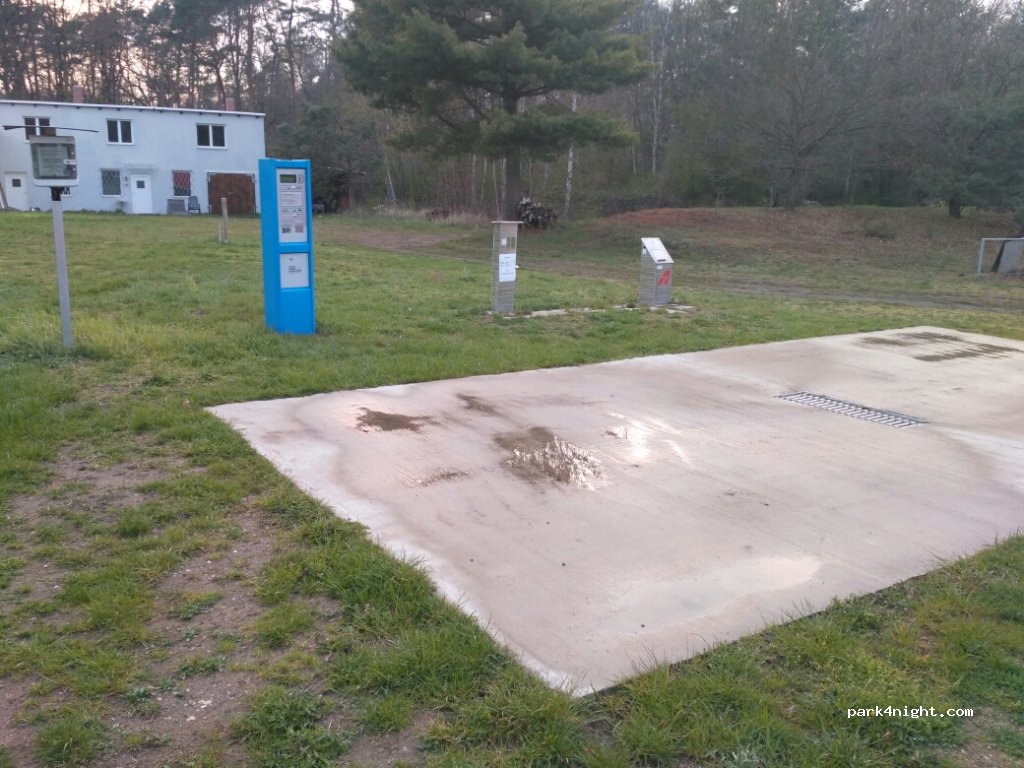 (06862) Dessau-Roßlau - 17 Hermann-Wäschke-Weg — foto 2