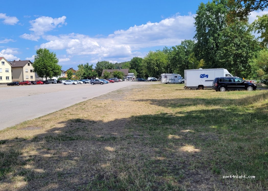 Wohnmobilstellplatz am Festplatz in Schwandorf — foto 3