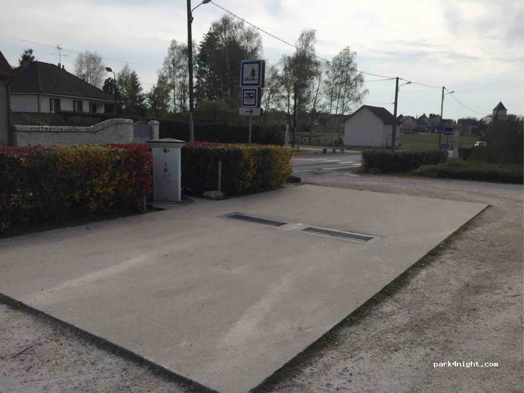 (41350) Huisseau-sur-Cosson - 306 Route de Chambord — foto