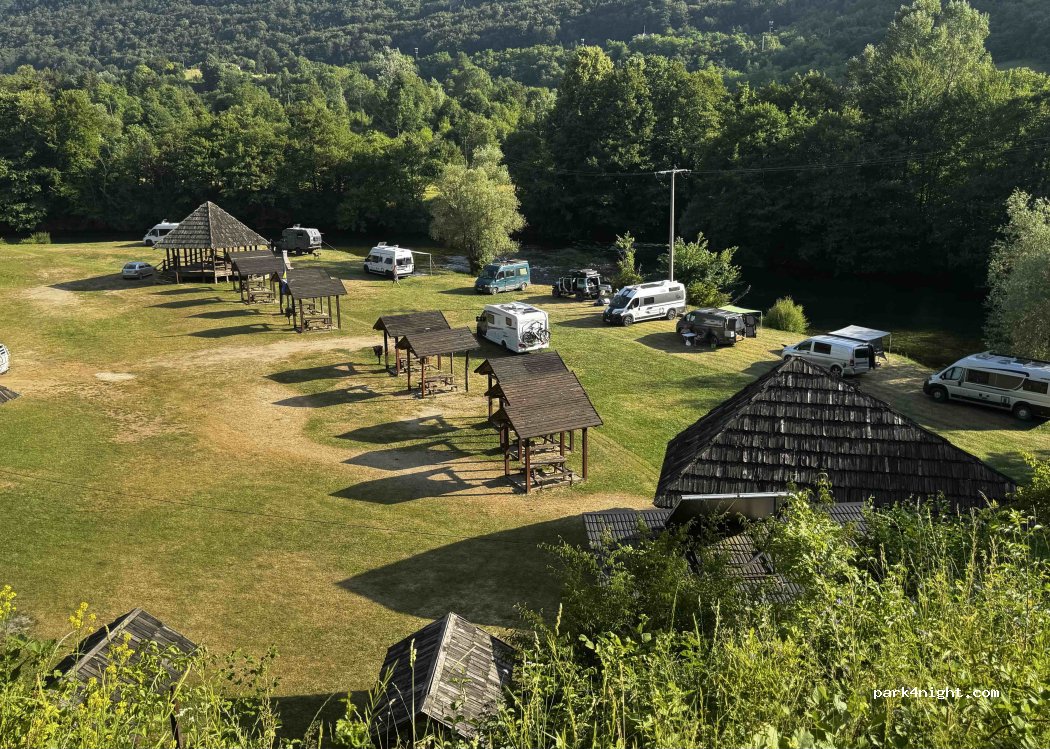Camping & picnic place Lucica — foto 5
