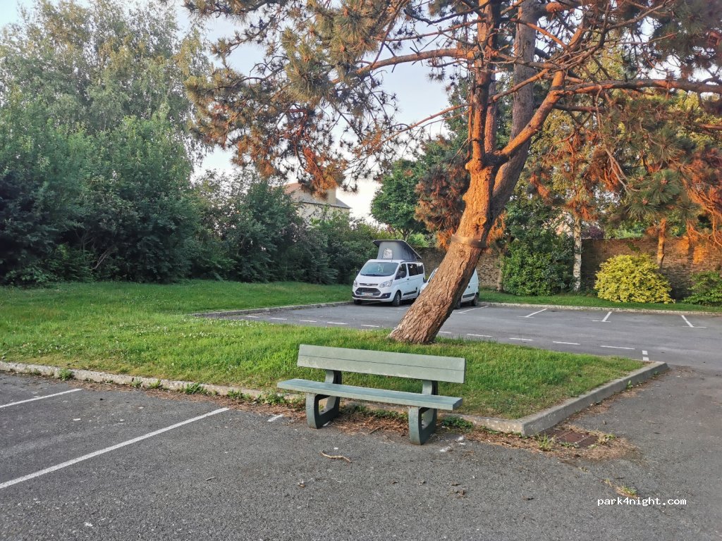 (35260) Cancale - 1 Rue F Rue de Châteaubriand — foto