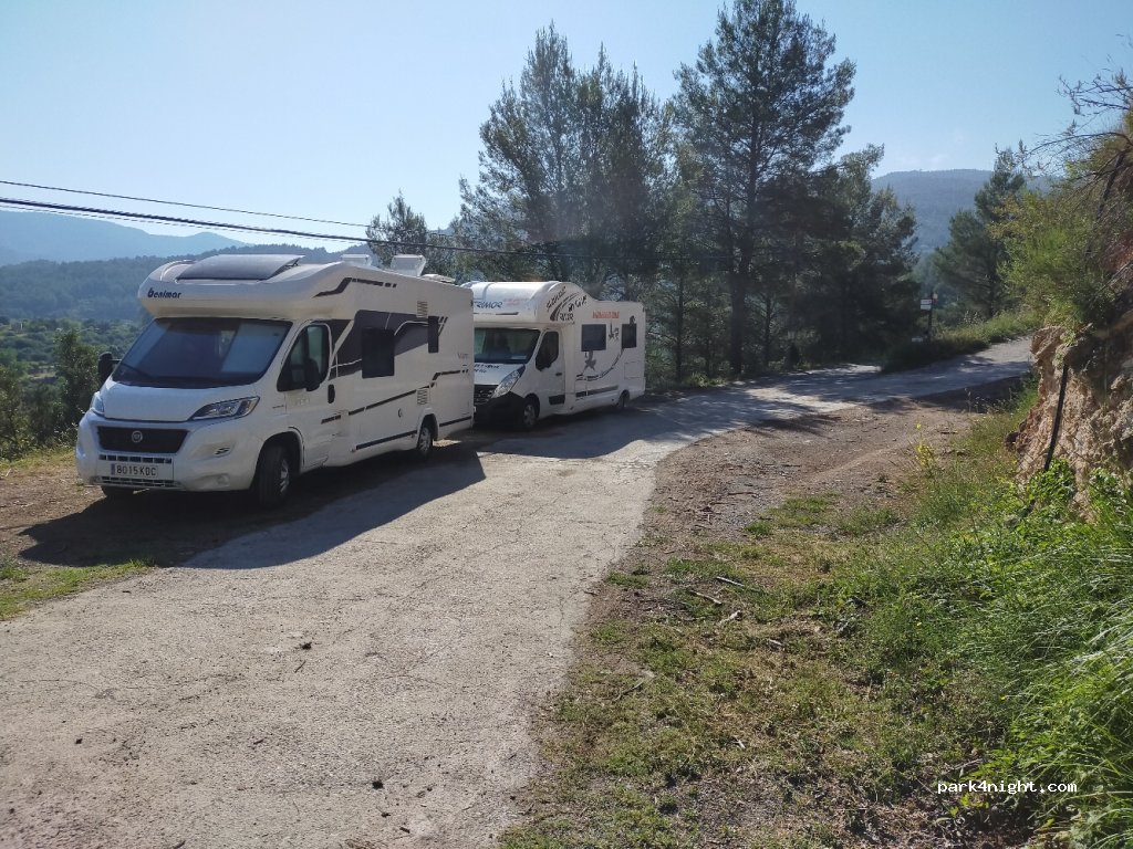 CAMPING LA GRANJA - MONTANEJOS — foto 2