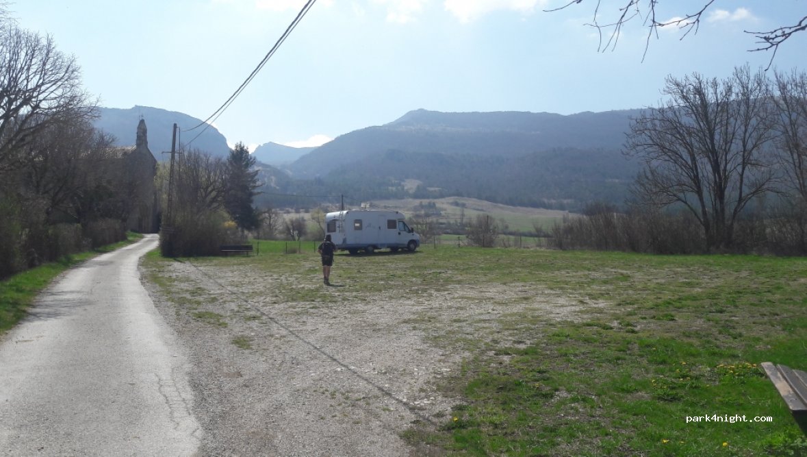 (26560) Lachau - Le Prieuré — foto