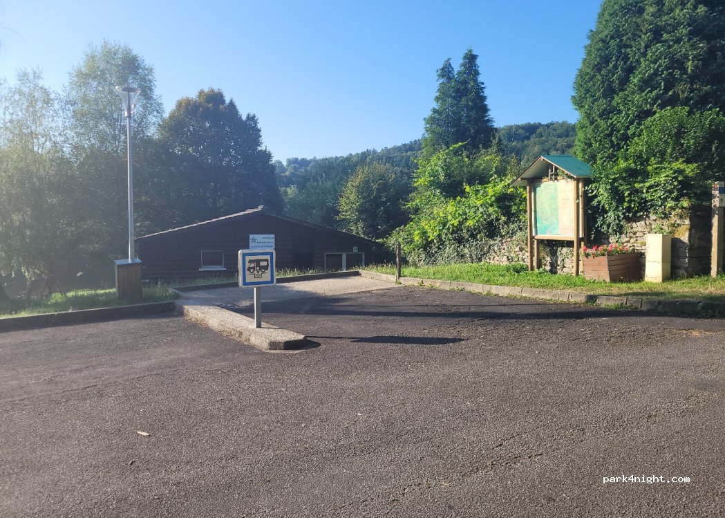 (87130) Sussac - Le Bourg — foto