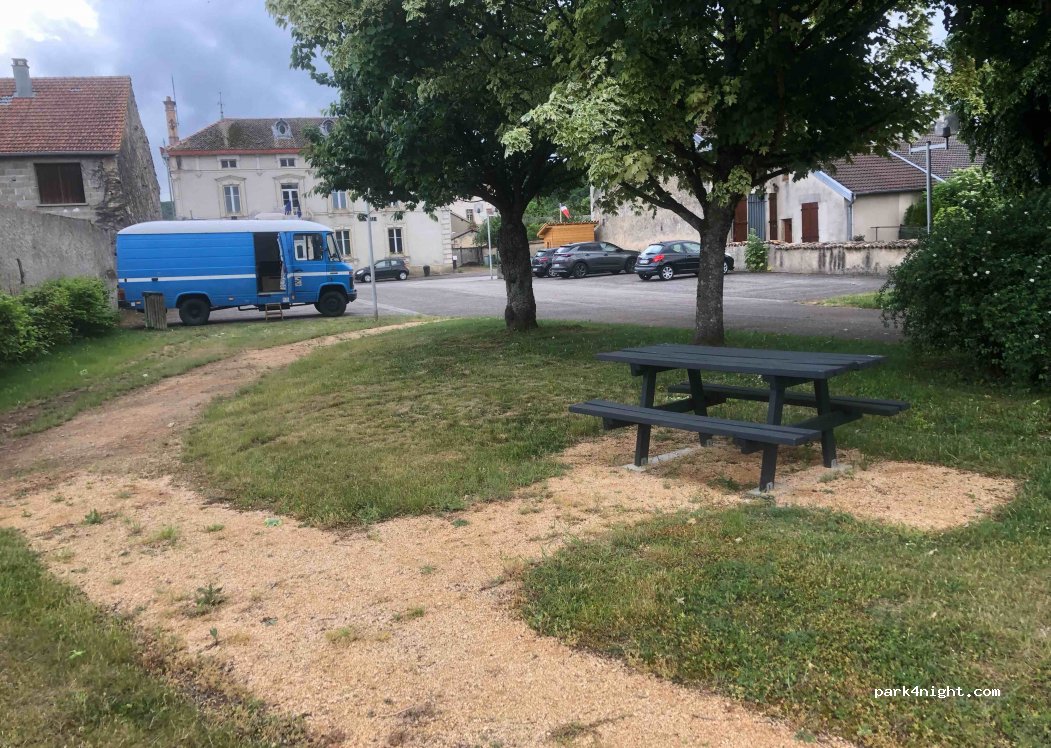 (88630) Domrémy-la-Pucelle - 2 Rue Principale — foto 3