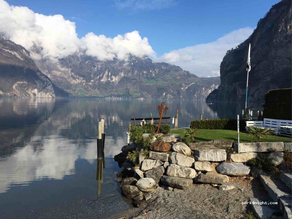 Windsurfing Urnersee — foto