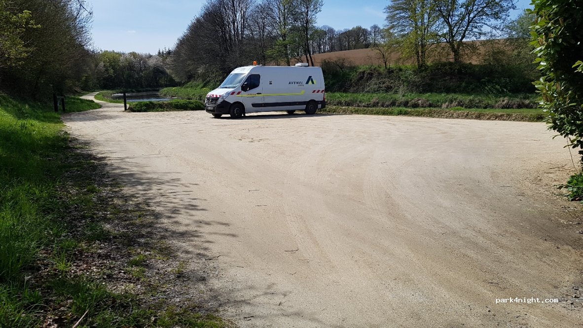 (35250) Saint-Médard-sur-Ille - La Vallée du Tertre — foto