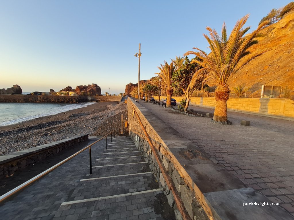 (38801) San Sebastián de La Gomera - 5 Calle Liriazo Uno — foto 2
