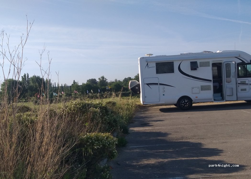 (13310) Saint-Martin-de-Crau - — foto 3