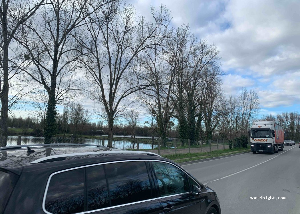 (33140) Villenave-d'Ornon - 96 Avenue Mirieu de Labarre — foto 4