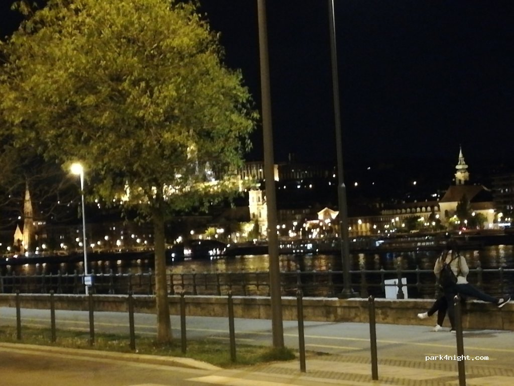 (1055) Budapest - Széchenyi rakpart — foto