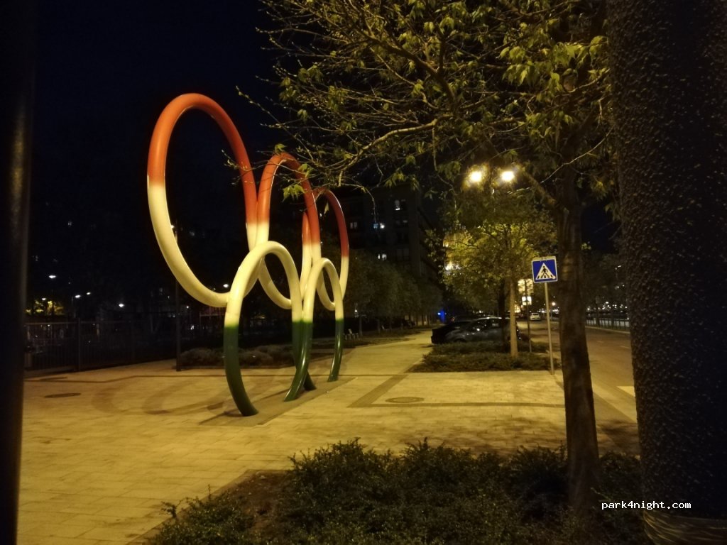 (1055) Budapest - Széchenyi rakpart — foto 2