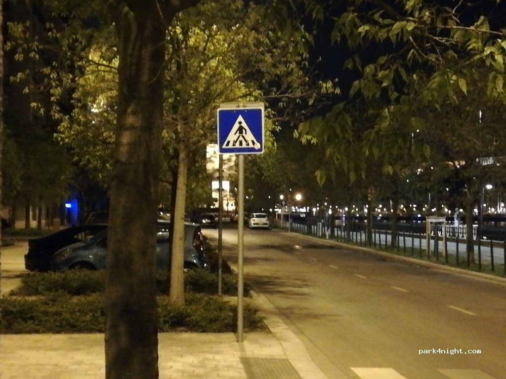 (1055) Budapest - Széchenyi rakpart — foto 3