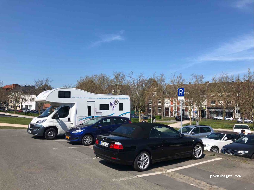 (47533) Kleve - 22 Kavarinerstraße — foto
