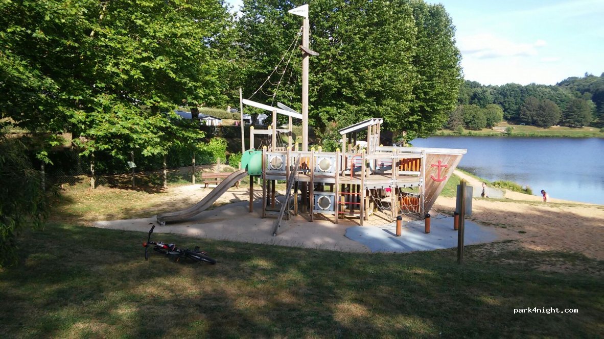 Camping d'Arfeuille — foto
