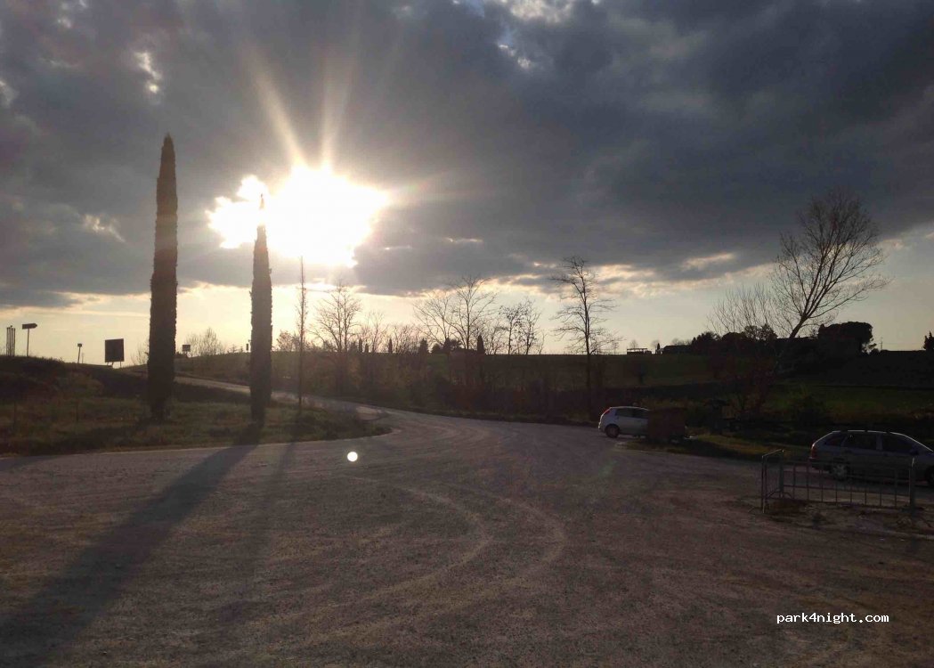 (53019) Castelnuovo - Strada Provinciale 111 — foto