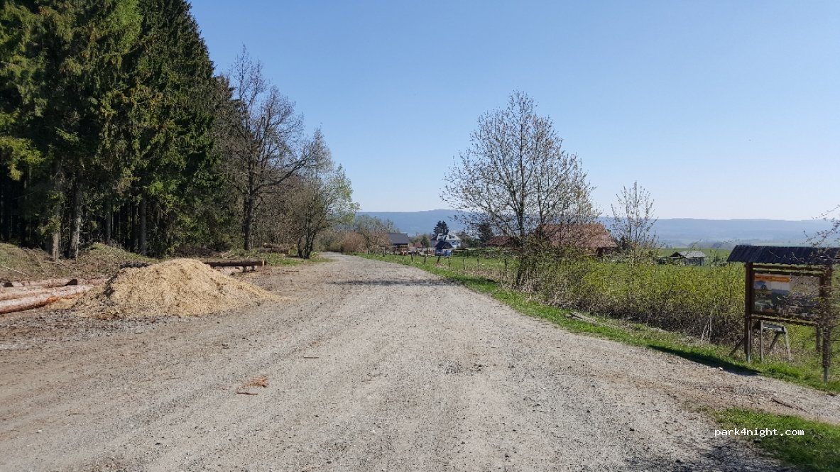 (350 02) Stará Voda - Unnamed Road — foto 2