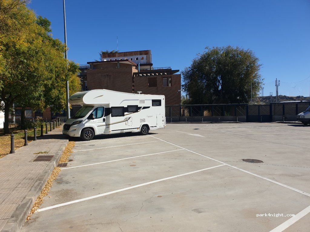 (45600) Talavera de la Reina - 2 Calle Carlos Barral — foto