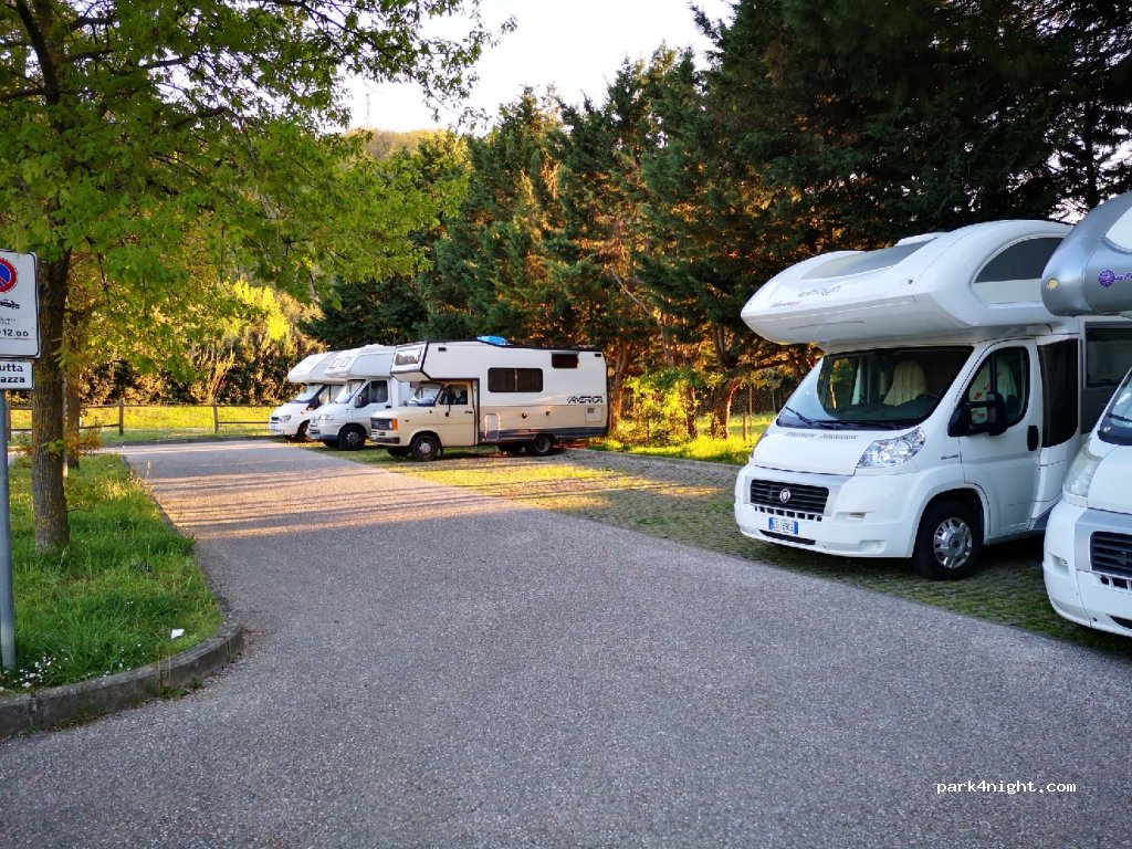 (50065) Pontassieve - 26 Via Varsavia — foto