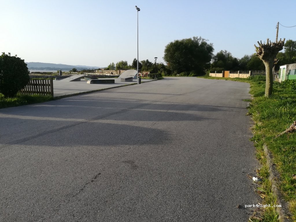 (36989) O Grove - 89 Rúa Teniente Domínguez — foto