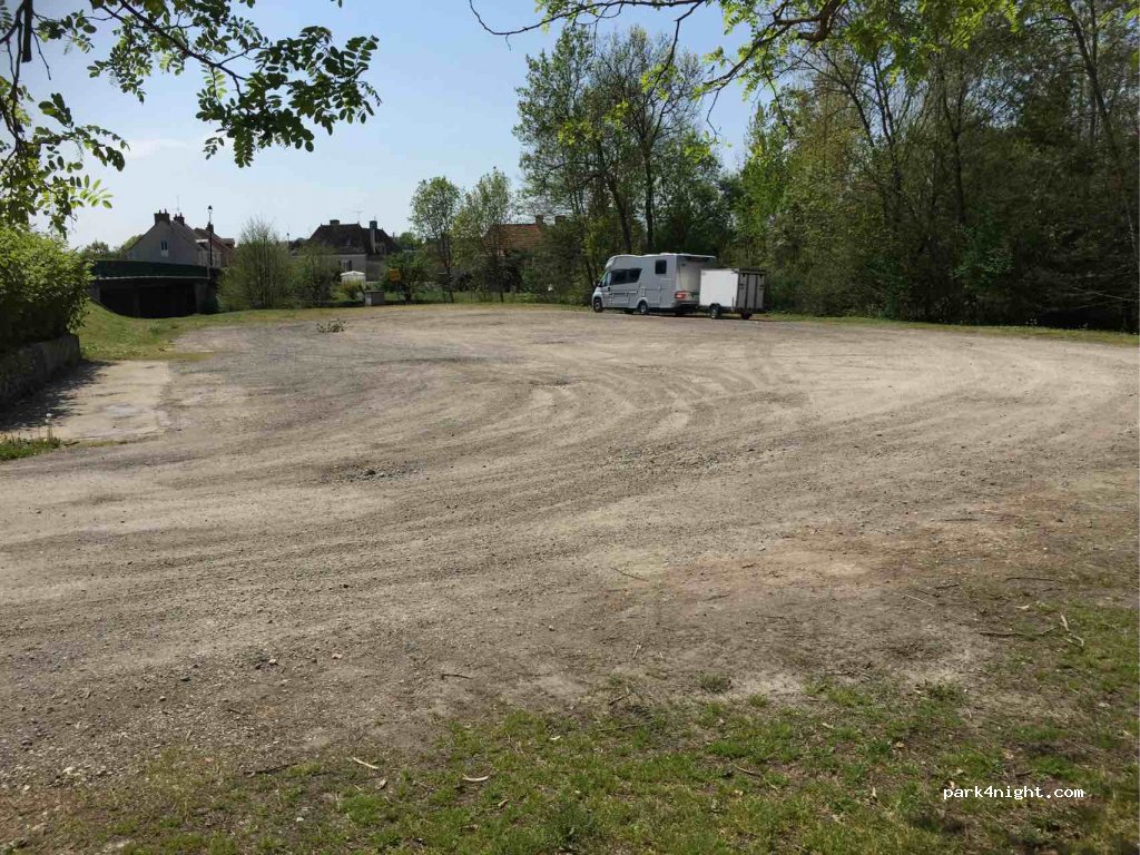(36290) Mézières-en-Brenne - 4 Bis Rue du Château — foto