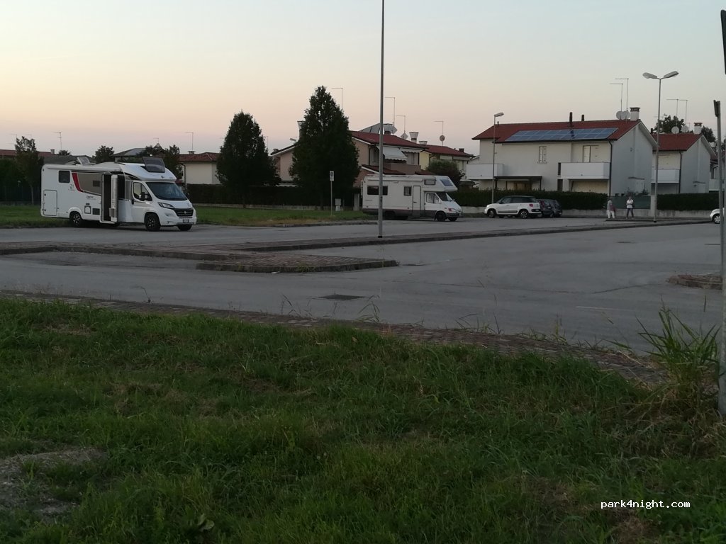 (30027) San Donà di Piave VE - 5 Via Aldo Rossi — foto 2
