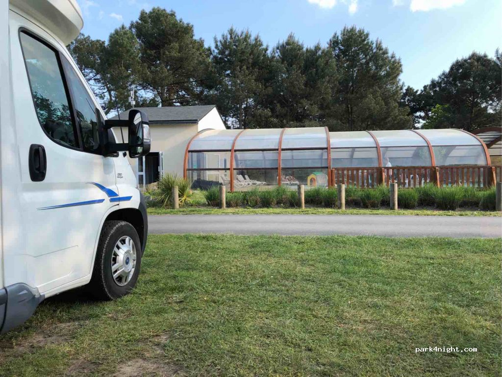 Camping Les Bruyeres — foto