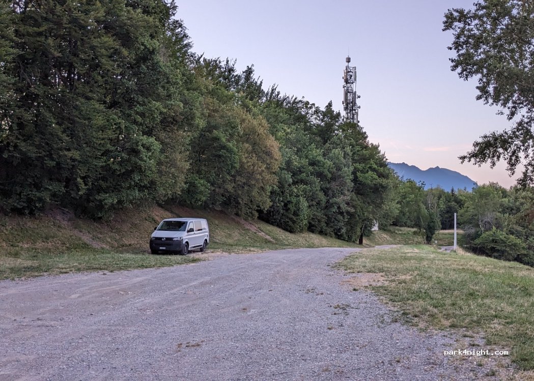 (73110) Villard-Sallet - Unnamed Road — foto 2