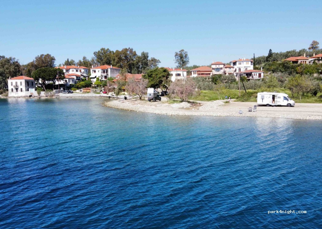 (373 00) Kato Gatzea - 3 Ethniki Odos Volou Neochoriou — foto 2