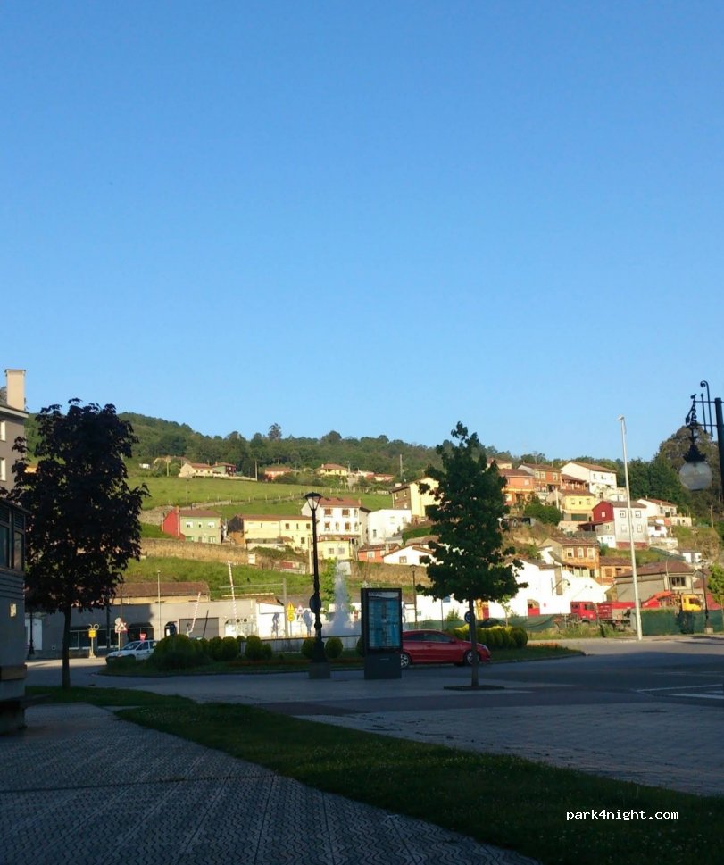 (33949) Langreo - 7 Calle Dolores Ibárruri — foto