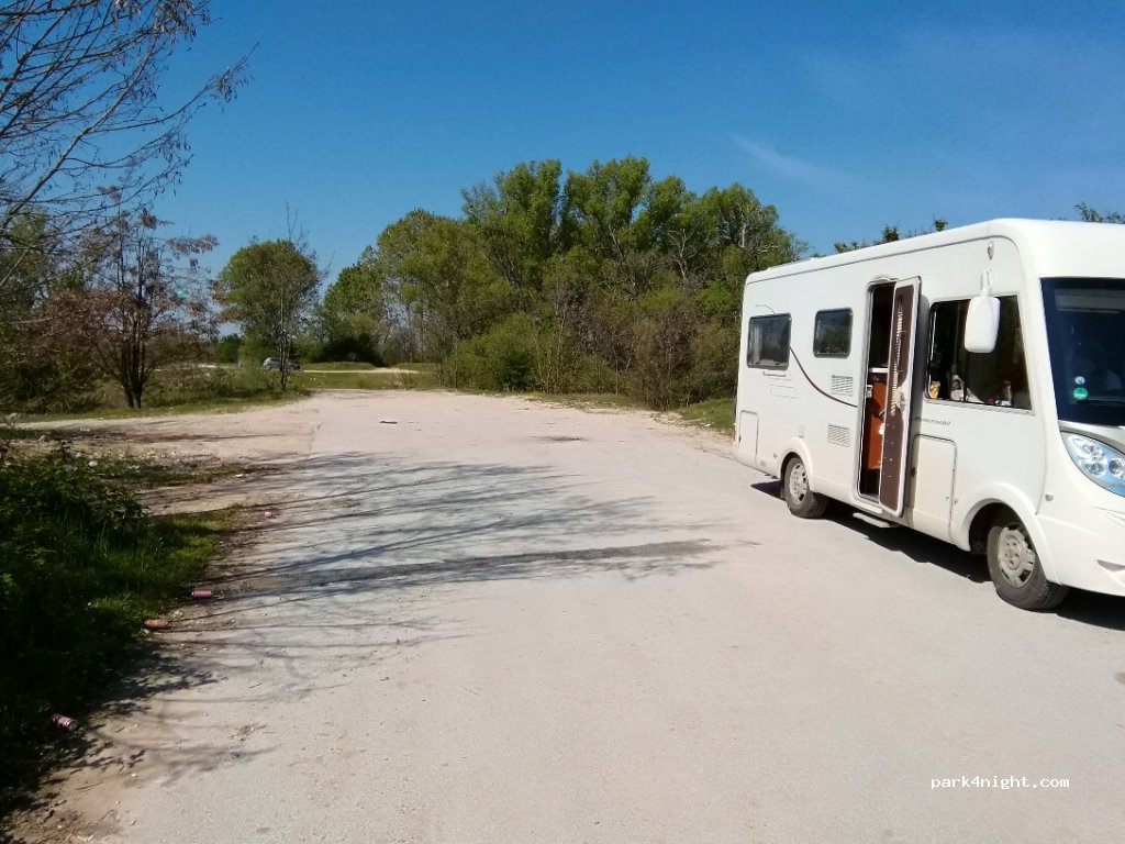 (4147) Stryama - 56 — foto