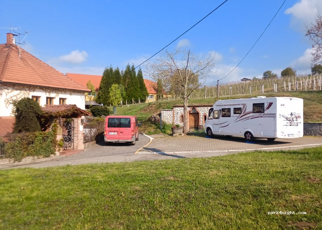 Rodinné vinařství Jedlička, Bořetice, a.s. — foto 4