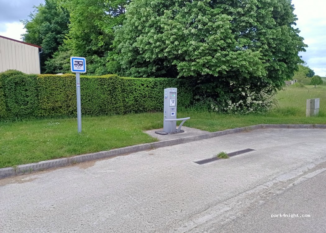 Aire de camping-cars Champignol-lez-Mondeville — foto 5