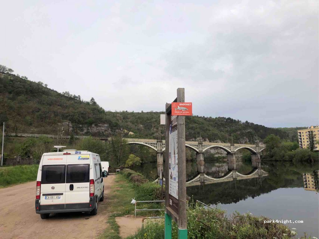 (46000) Cahors - 6 Chemin Pt Valentre a Pt l-Philipp — foto