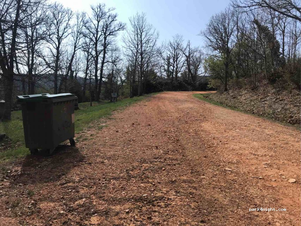 (37760) Linares de Riofrío - Unnamed Road — foto 3