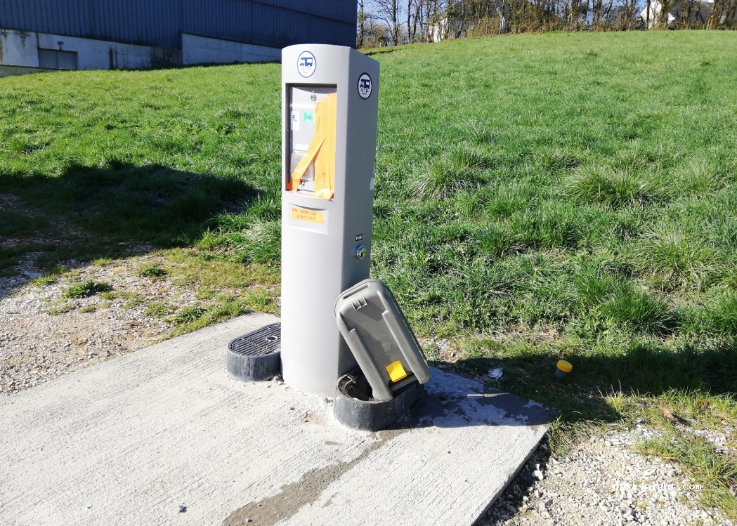 Aire de camping-car Sévérac-d'Aveyron — foto 2