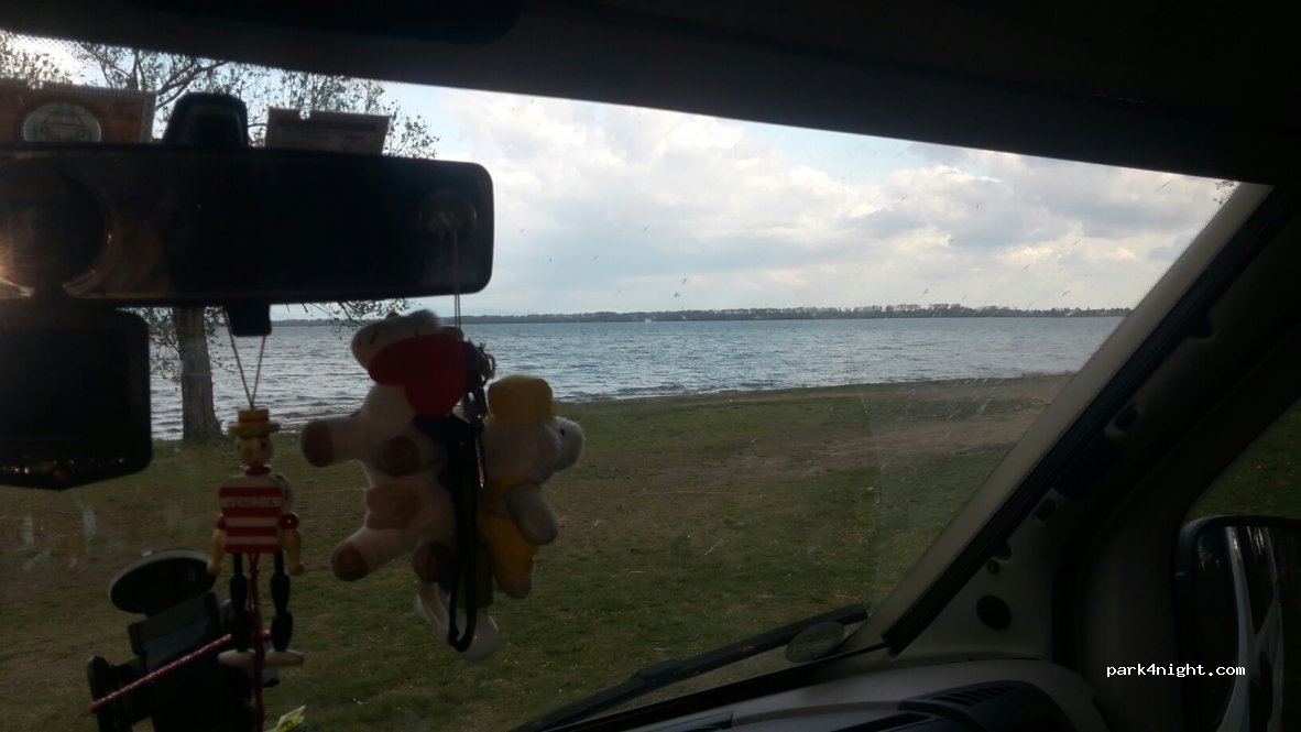 (072 31) Vinné - Unnamed Road — foto 2