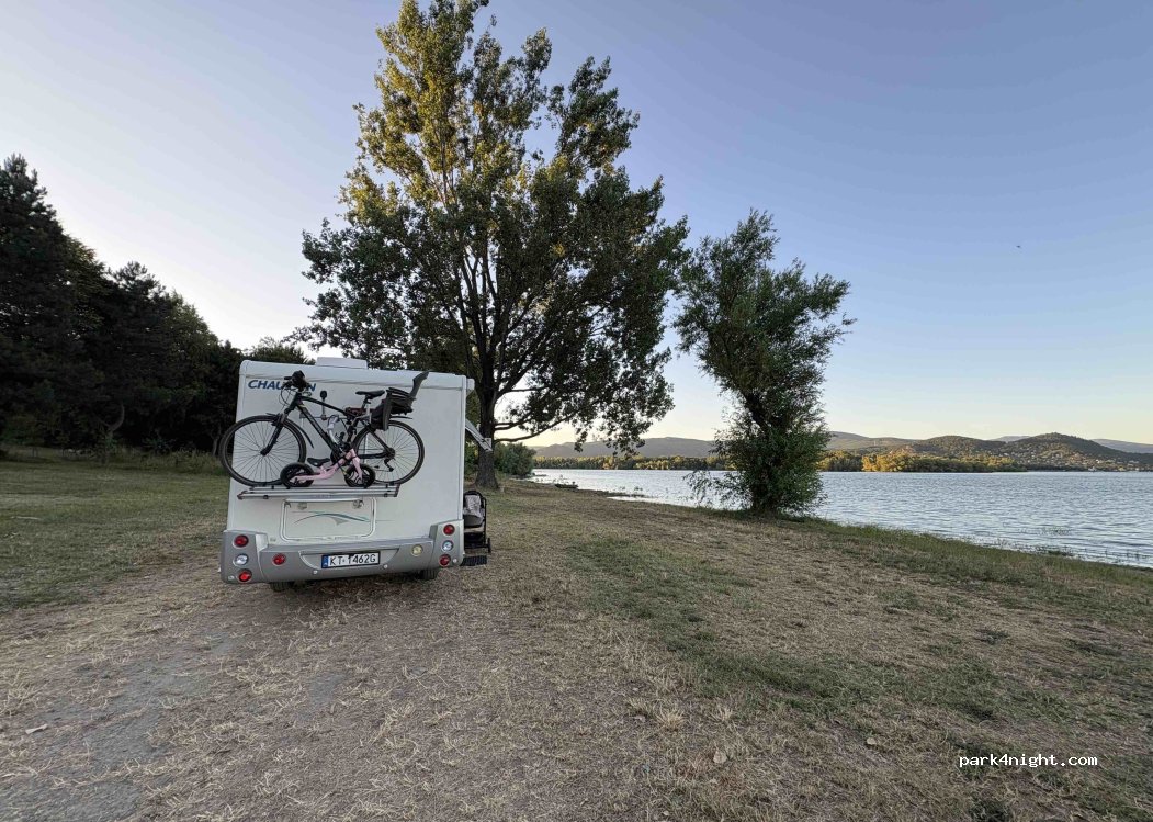 (072 31) Vinné - Unnamed Road — foto 5