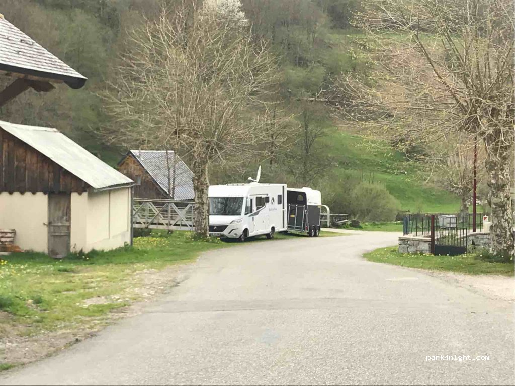 (09140) Aulus-les-Bains - 176 Le Village — foto 3