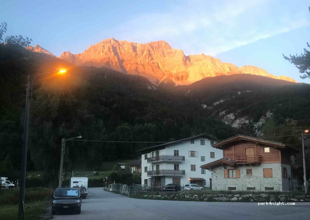 (10056) Beaulard - 32 Viale Pineta — foto
