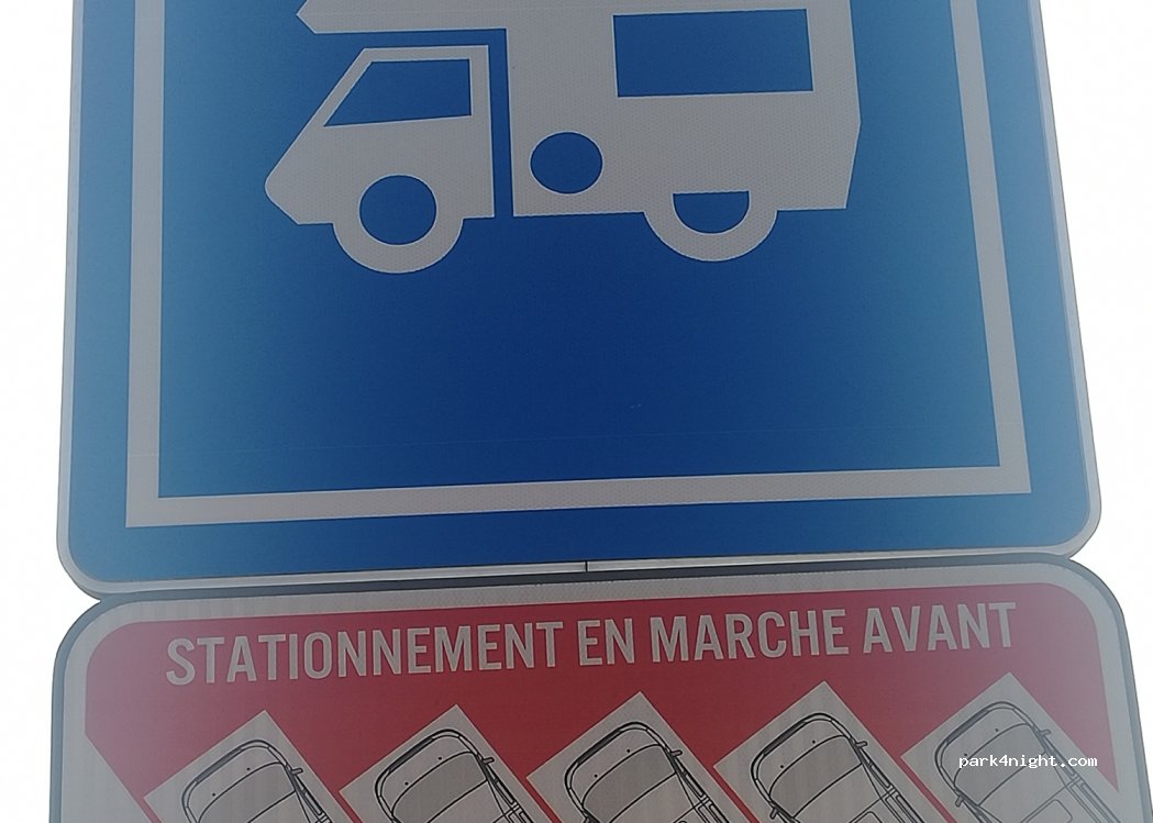 (08600) Givet - 12 Quai Dervaux — foto 2