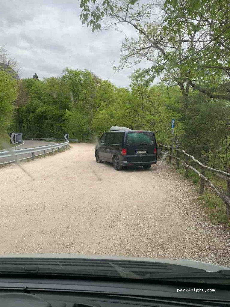 (39052) Caldaro - Altenburger — foto